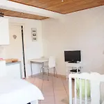 奥兰让迷人旅馆 4*